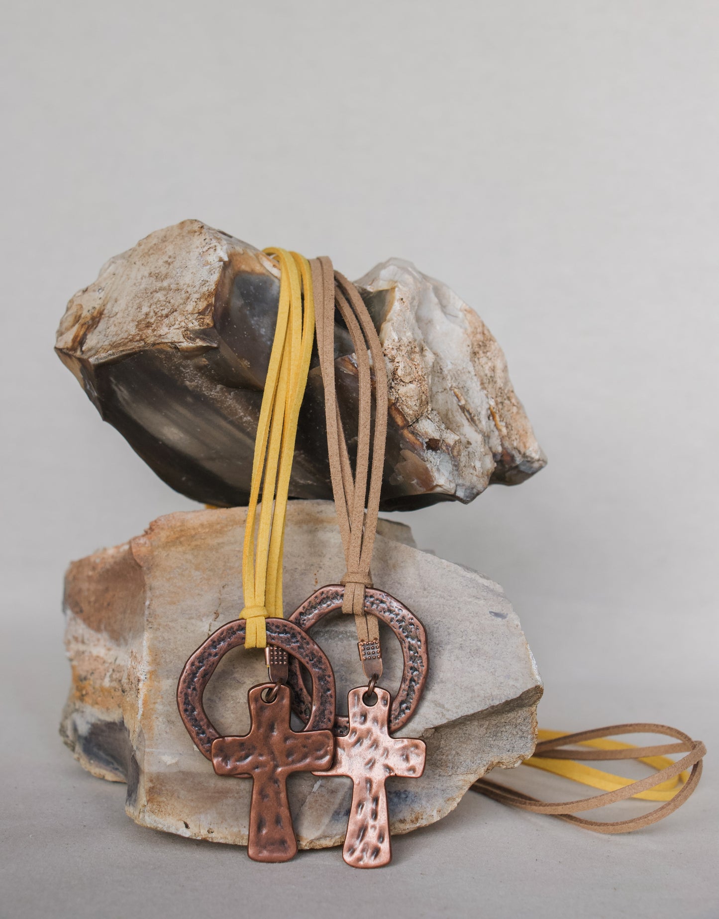 Unity Lariat