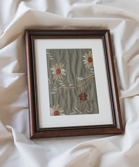 Eternal Garden Frame
