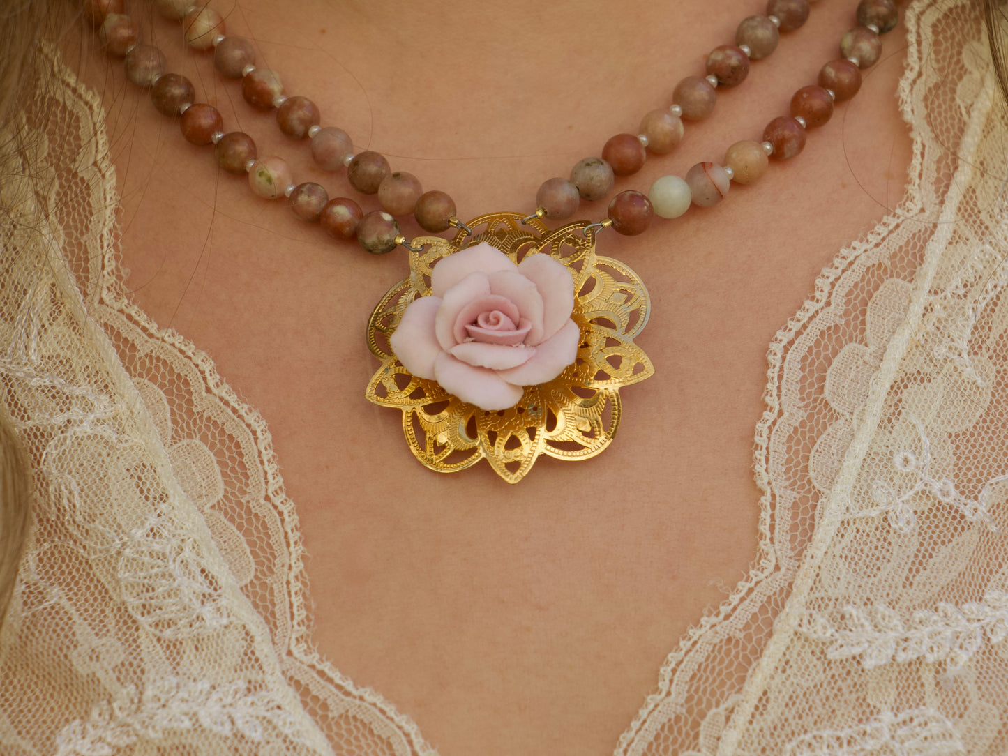 Mecklenburg Bloom Necklace