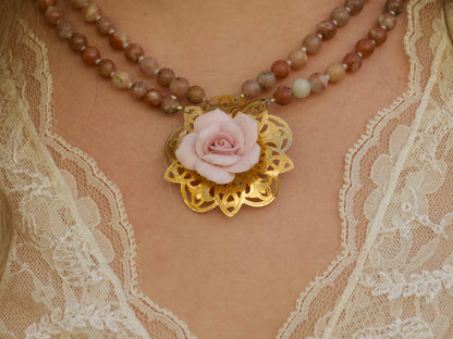 Mecklenburg Bloom Necklace