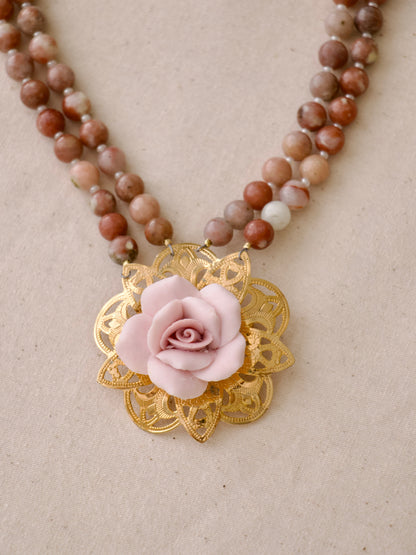 Mecklenburg Bloom Necklace